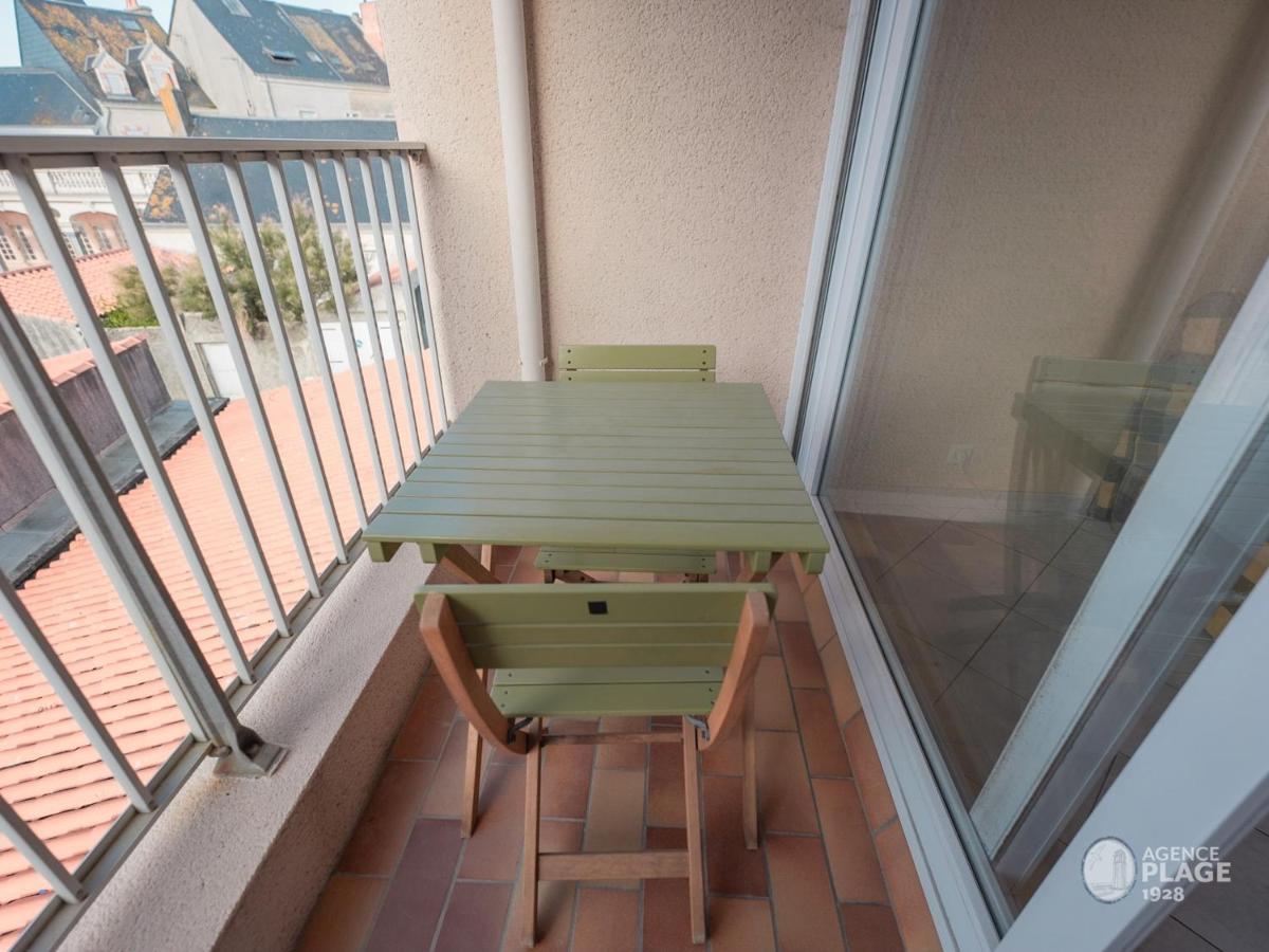 Appartement Plage Et Commerces, Balcon, Tout Confort - Fr-1-197-547 Les Sables-dʼOlonne Extérieur photo
